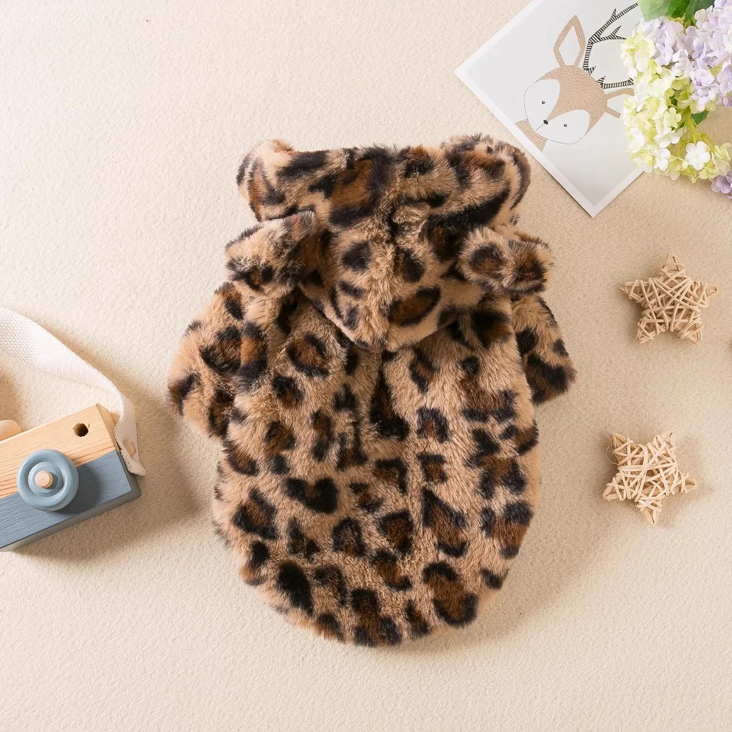 Dog clothes, spring and autumn clothes, leopard print hooded coats, cat clothes, thickened teddy schnauzers, Pomeranians, pet fa